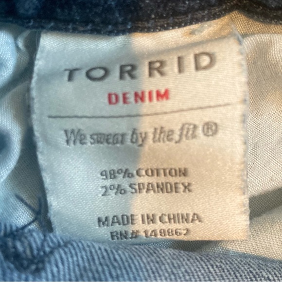 Torrid Denim Womens Jeans Size 12 Blue Skinny Stretchy Medium Wash Capsule Comfy - Picture 6 of 11